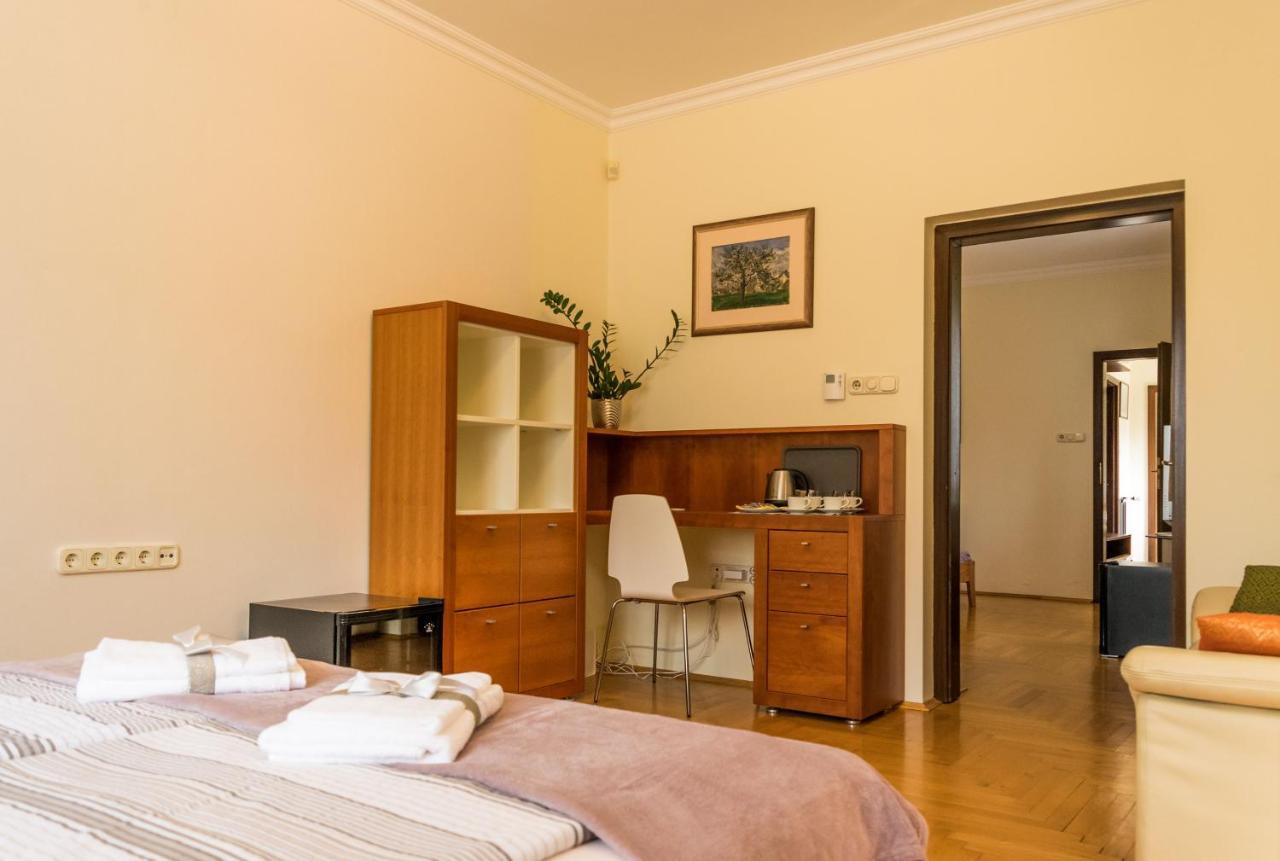 Mikes Vendégház Balatonfüred Extérieur photo